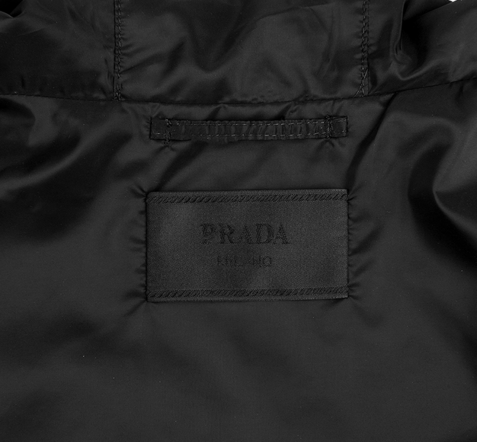 [Authentic][New] PRADA Triangle Logo K-Way Hooded Windbreaker Jacket Black SGA466 106O F0002 (Size 52/L)