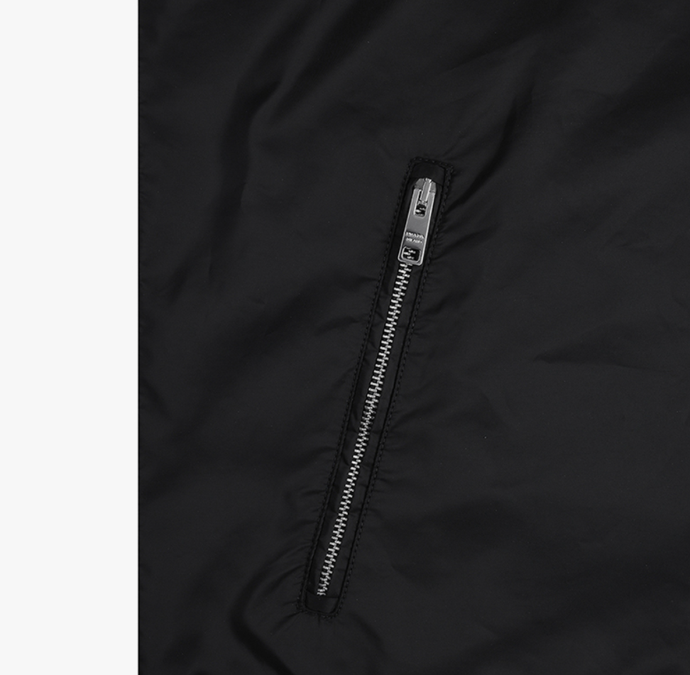 [Authentic][New] PRADA Triangle Logo K-Way Hooded Windbreaker Jacket Black SGA466 106O F0002 (Size 52/L)