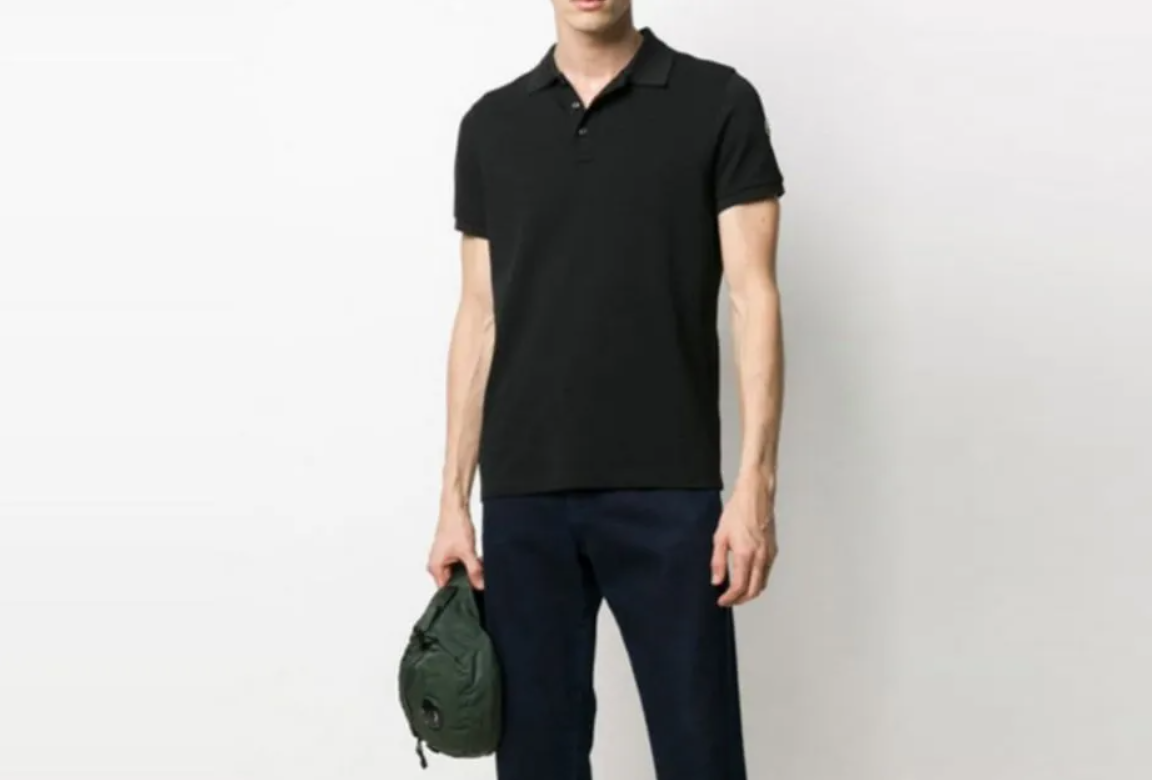 [正規品][新品] 21SS MONCLER メンズ隠しロゴディテール半袖ポロシャツ ブラック 8A705 10 84556 999 (サイズS)