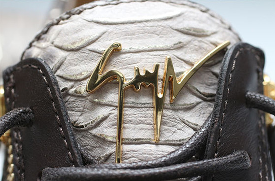 [정품][새상품] GIUSEPPE ZANOTTI RM6001 파이톤 레더 지퍼 여성 스니커즈 (사이즈 37 / 240mm)