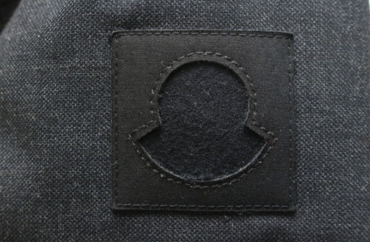 [정품][새상품] MONCLER GAMME BLEU 남성 울 다운 패딩 재킷 42391415893 63331 차콜 (사이즈 1 / S / 95)