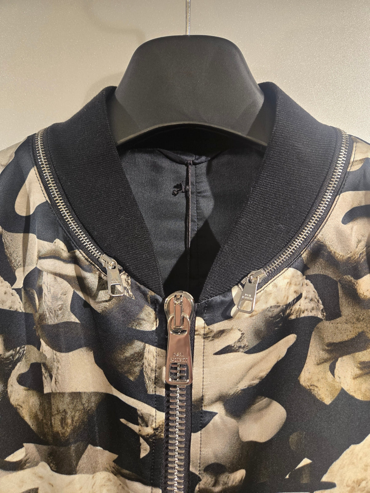[正規品][新品] NEIL BARRETT ニールバレット BSP167V 1308 メンズ カモフラージュプリント フルジップ ボンバージャケット サイズ L