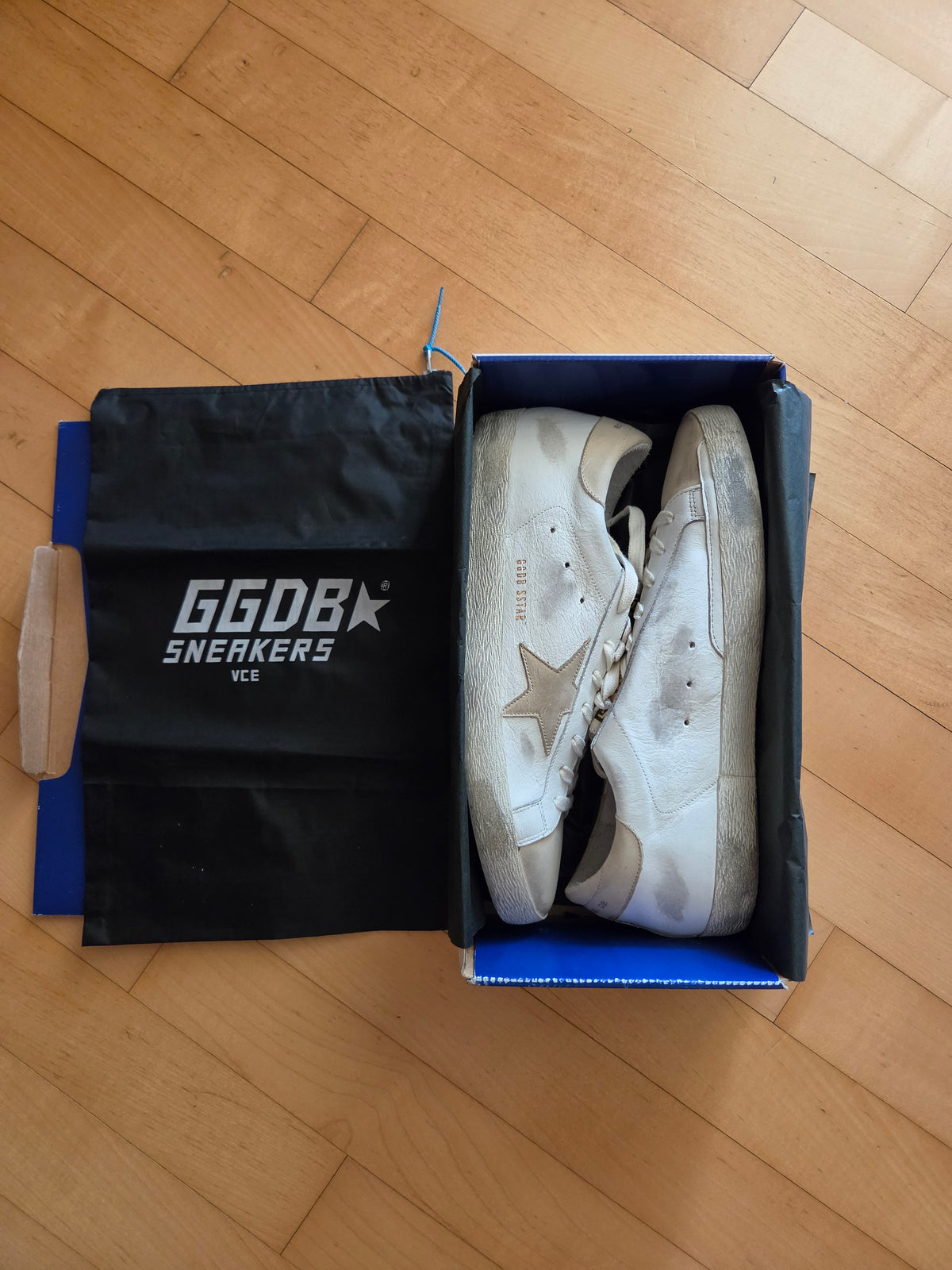 [정품][새상품] 골든구스 슈퍼스타 화이트 레더 아이보리 스타 (G30MS590 B30 / EU 46 / 295~300mm)