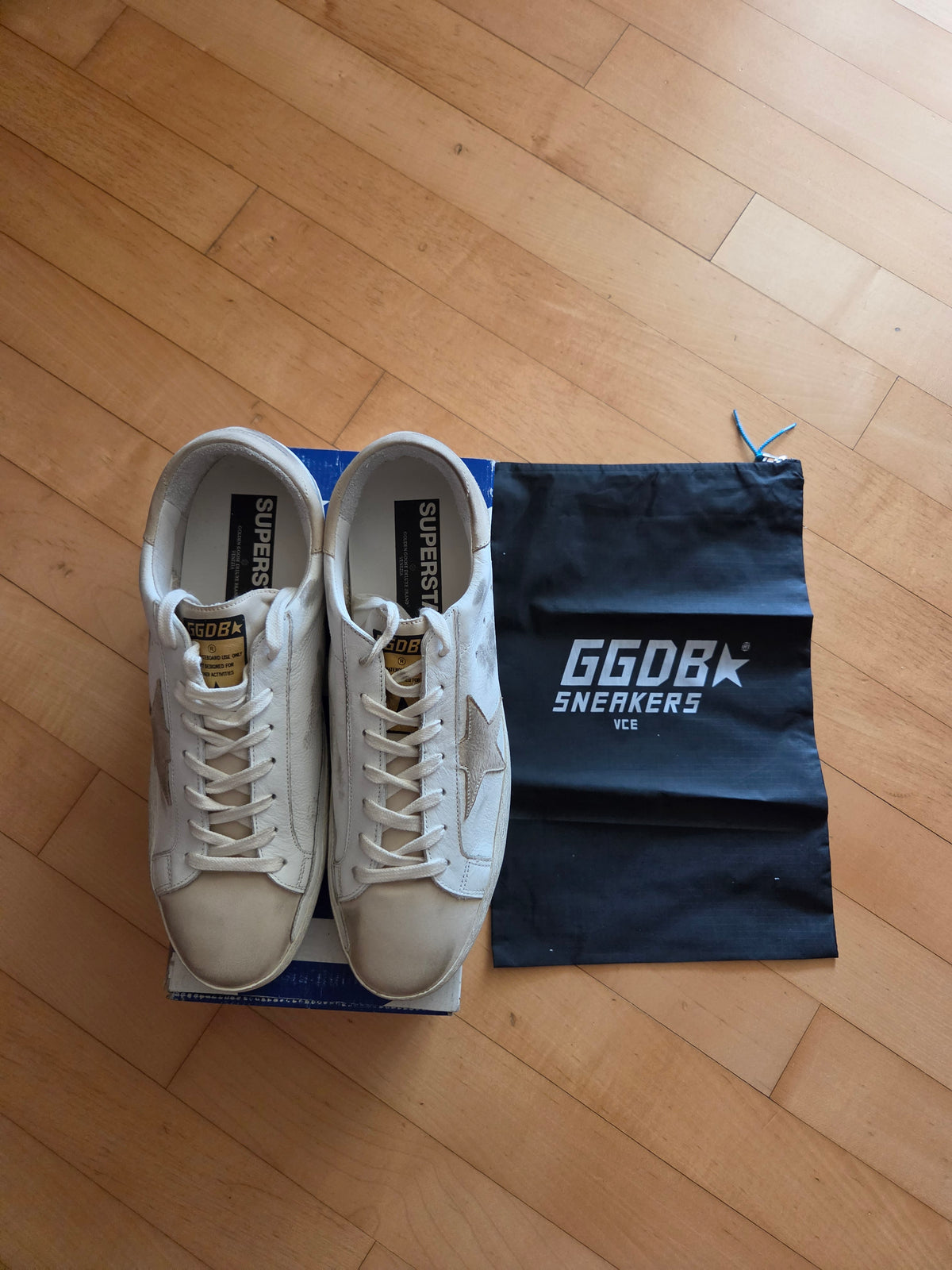 [정품][새상품] 골든구스 슈퍼스타 화이트 레더 아이보리 스타 (G30MS590 B30 / EU 46 / 295~300mm)