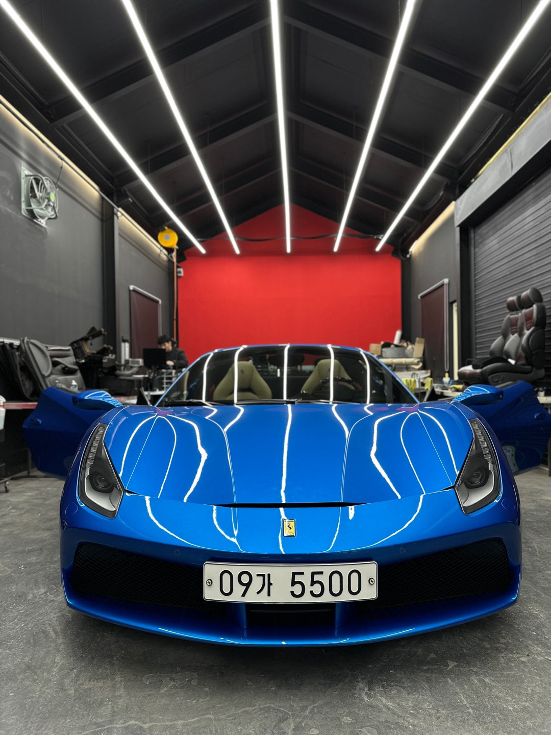 [Official Import] Feb 2019 Ferrari 488 Spider 3.9 V8, Official/Accident-free/Blue Corsa/Carbon/Lift/39,000km