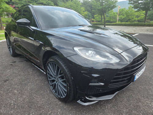 [정식출고] 애스턴마틴 DBX707 4.0 V8 AWD | 707PS | 23인치 포지드 휠 | 카본 세라믹 브레이크 | 7,400kmkm