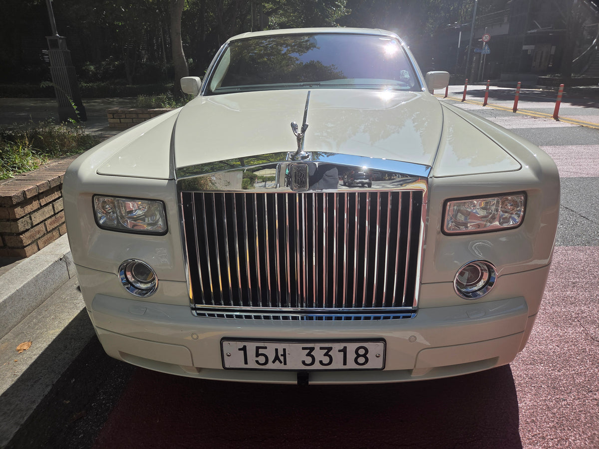 [Official Import] 2007 Model | Rolls-Royce Phantom | 145,000km