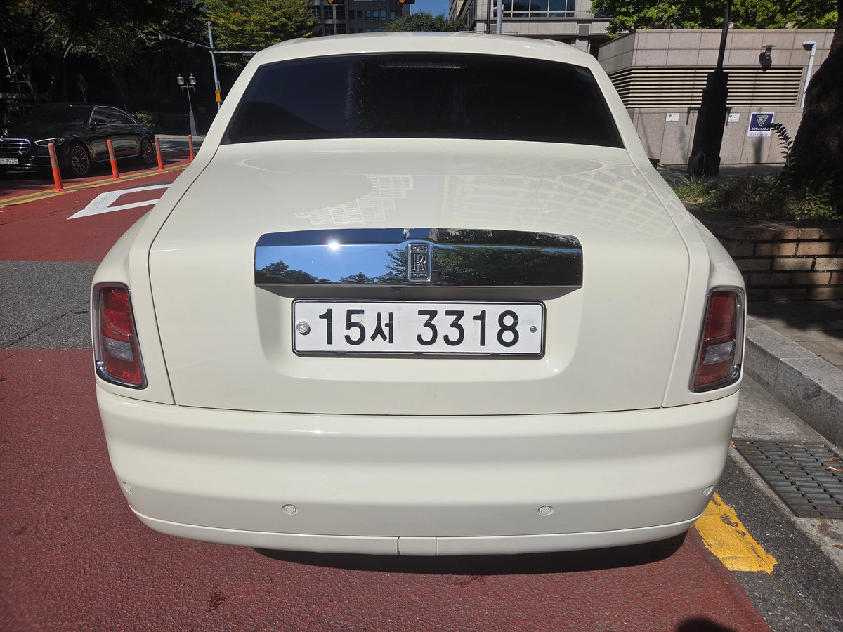 [Official Import] 2007 Model | Rolls-Royce Phantom | 145,000km