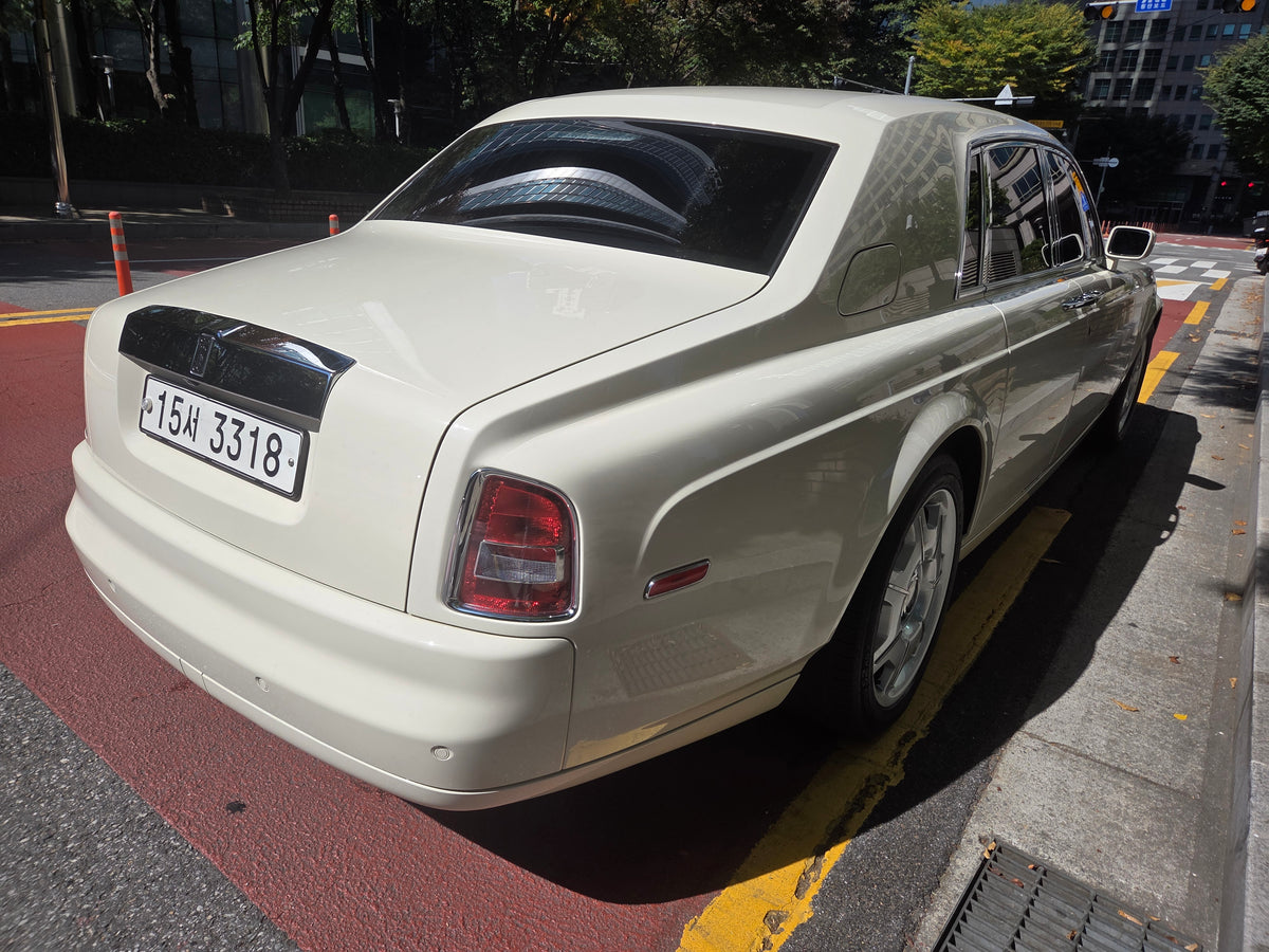 [Official Import] 2007 Model | Rolls-Royce Phantom | 145,000km